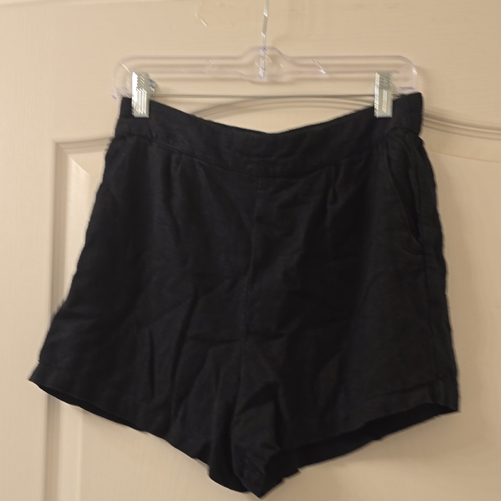 Abercrombie and Fitch black linen shorts